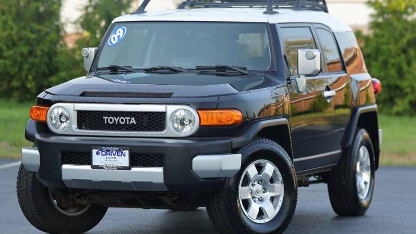 TOYOTA FJ CRUISER 2009 JTEBU11F39K059420 image